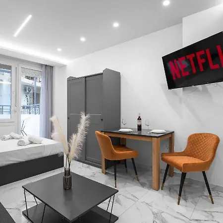 Apartment Adoorable, The Luxury