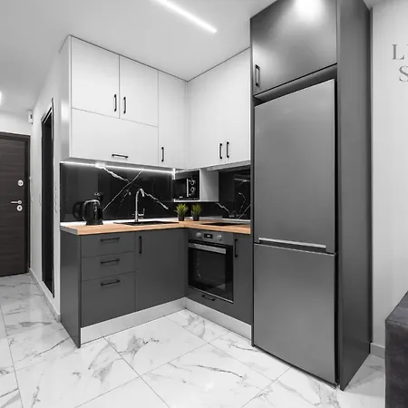 Adoorable, The Luxury Апартаменты