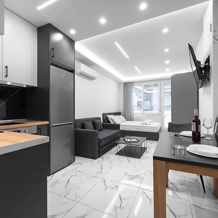 Апартаменты Adoorable, The Luxury *