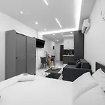 Adoorable, The Luxury