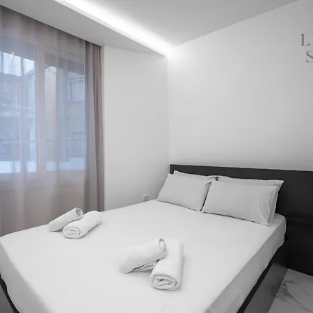 Adoorable, The Luxury *