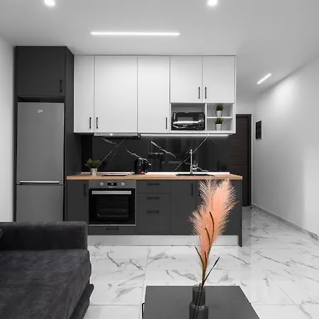 Adoorable, The Luxury Apartmán