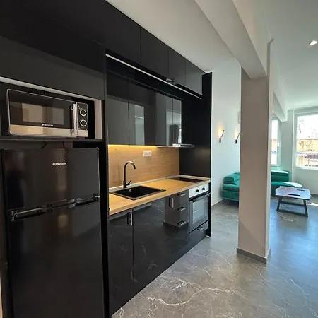 Adoorable, The Luxury Apartmán