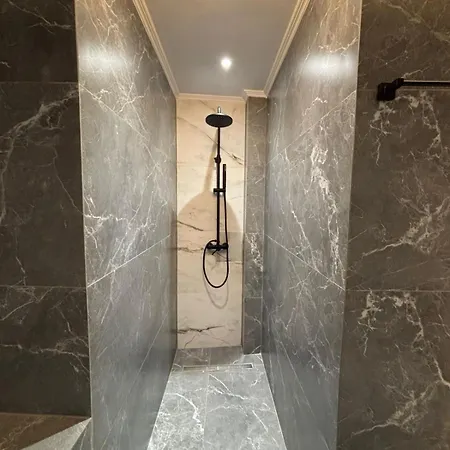 Adoorable, The Luxury