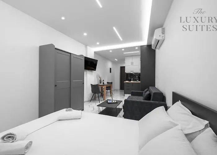 Adoorable, The Luxury